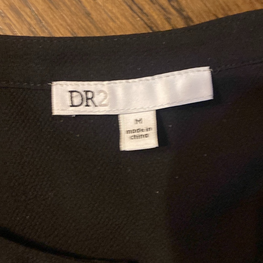 ❤️Dr2 Black V Neck Low High Sheer Cover Up - Picture 3 of 7